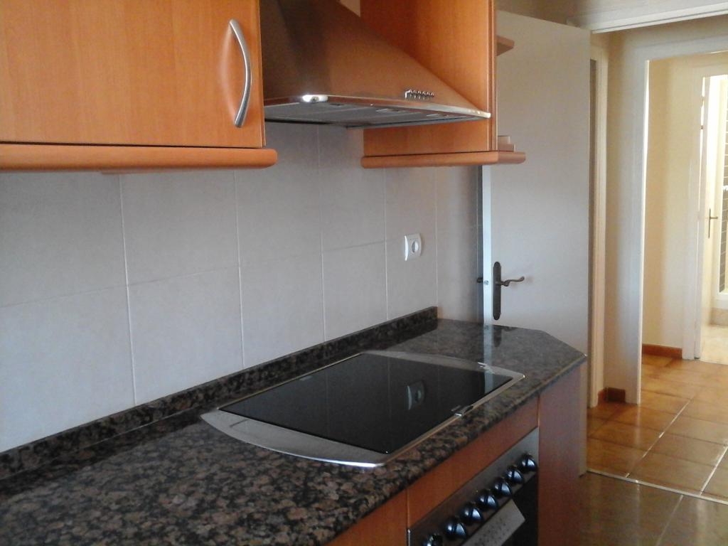 Atico Soleado Apartment L'Hospitalet de Llobregat Exterior foto